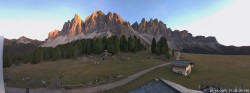 Archiv Foto Webcam Geislerspitzen - Blick von der Geisleralm 17:00