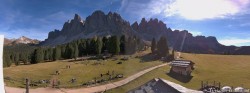 Archiv Foto Webcam Geislerspitzen - Blick von der Geisleralm 13:00