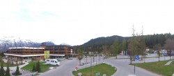 Archived image Webcam Ehrwald: Base Station Tiroler Zugspitzbahn 05:00