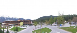 Archived image Webcam Ehrwald: Base Station Tiroler Zugspitzbahn 07:00