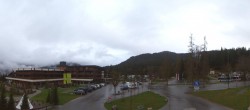 Archived image Webcam Ehrwald: Base Station Tiroler Zugspitzbahn 06:00
