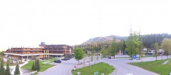 Archived image Webcam Ehrwald: Base Station Tiroler Zugspitzbahn 06:00