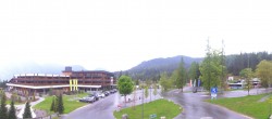 Archived image Webcam Ehrwald: Base Station Tiroler Zugspitzbahn 15:00