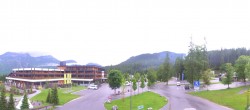 Archived image Webcam Ehrwald: Base Station Tiroler Zugspitzbahn 05:00