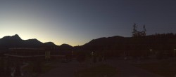Archived image Webcam Ehrwald: Base Station Tiroler Zugspitzbahn 19:00