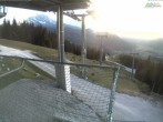 Archived image Webcam View from Midway Station 19:00