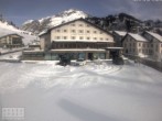 Archiv Foto Webcam Stuben am Arlberg - Blick auf das Après Post Hotel 11:00