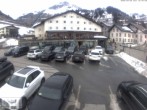 Archiv Foto Webcam Stuben am Arlberg - Blick auf das Après Post Hotel 15:00