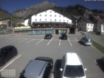 Archiv Foto Webcam Stuben am Arlberg - Blick auf das Après Post Hotel 13:00