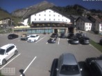Archiv Foto Webcam Stuben am Arlberg - Blick auf das Après Post Hotel 13:00