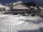 Archiv Foto Webcam Stuben am Arlberg - Blick auf das Après Post Hotel 09:00