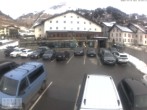 Archiv Foto Webcam Stuben am Arlberg - Blick auf das Après Post Hotel 12:00