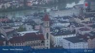 Archiv Foto Webcam Passau: Blick von der Veste Oberhaus auf Donau und Altstadt 01:00