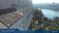 Archiv Foto Webcam Passau: Blick von der Veste Oberhaus auf Donau und Altstadt 08:00