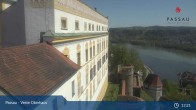 Archiv Foto Webcam Passau: Blick von der Veste Oberhaus auf Donau und Altstadt 12:00