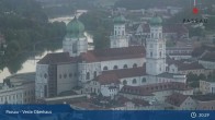 Archiv Foto Webcam Passau: Blick von der Veste Oberhaus auf Donau und Altstadt 01:00