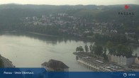 Archiv Foto Webcam Passau: Blick von der Veste Oberhaus auf Donau und Altstadt 08:00