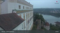 Archiv Foto Webcam Passau: Blick von der Veste Oberhaus auf Donau und Altstadt 02:00