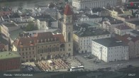 Archiv Foto Webcam Passau: Blick von der Veste Oberhaus auf Donau und Altstadt 08:00