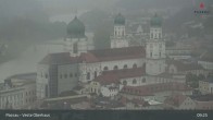 Archiv Foto Webcam Passau: Blick von der Veste Oberhaus auf Donau und Altstadt 08:00