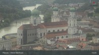 Archiv Foto Webcam Passau: Blick von der Veste Oberhaus auf Donau und Altstadt 12:00