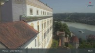 Archiv Foto Webcam Passau: Blick von der Veste Oberhaus auf Donau und Altstadt 12:00