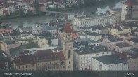 Archiv Foto Webcam Passau: Blick von der Veste Oberhaus auf Donau und Altstadt 04:00