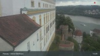 Archiv Foto Webcam Passau: Blick von der Veste Oberhaus auf Donau und Altstadt 12:00