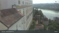 Archiv Foto Webcam Passau: Blick von der Veste Oberhaus auf Donau und Altstadt 08:00