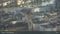 Archiv Foto Webcam Passau: Blick von der Veste Oberhaus auf Donau und Altstadt 19:00