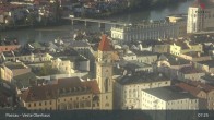 Archiv Foto Webcam Passau: Blick von der Veste Oberhaus auf Donau und Altstadt 06:00