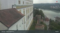 Archiv Foto Webcam Passau: Blick von der Veste Oberhaus auf Donau und Altstadt 08:00