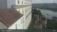 Archiv Foto Webcam Passau: Blick von der Veste Oberhaus auf Donau und Altstadt 12:00