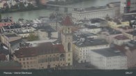 Archiv Foto Webcam Passau: Blick von der Veste Oberhaus auf Donau und Altstadt 08:00