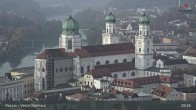 Archiv Foto Webcam Passau: Blick von der Veste Oberhaus auf Donau und Altstadt 08:00