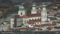 Archiv Foto Webcam Passau: Blick von der Veste Oberhaus auf Donau und Altstadt 14:00