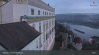 Archiv Foto Webcam Passau: Blick von der Veste Oberhaus auf Donau und Altstadt 04:00