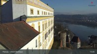 Archiv Foto Webcam Passau: Blick von der Veste Oberhaus auf Donau und Altstadt 12:00