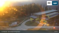 Archiv Foto Webcam St. Michael - Blick Bergstation Sonnenbahn Gondel 06:00