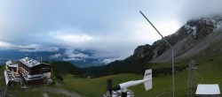 Archived image Webcam Axams: View Birgitzköpflhaus 06:00