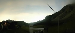 Archived image Webcam Axams: View Birgitzköpflhaus 06:00