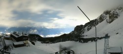 Archived image Webcam Axams: View Birgitzköpflhaus 17:00