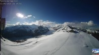 Archiv Foto Webcam Aletsch Arena: Grosser Aletschgletscher (Eggishorn) 17:00