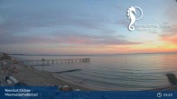 Archived image Webcam Timmendorfer Beach: View Meerwasserhallenbad 06:00