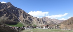 Archiv Foto Webcam Samnaun: Blick auf das Dorf 15:00