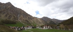 Archiv Foto Webcam Samnaun: Blick auf das Dorf 13:00