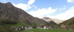 Archiv Foto Webcam Samnaun: Blick auf das Dorf 15:00