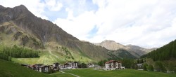 Archiv Foto Webcam Samnaun: Blick auf das Dorf 13:00