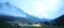 Archiv Foto Webcam Samnaun: Blick auf das Dorf 03:00