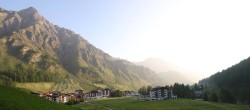 Archiv Foto Webcam Samnaun: Blick auf das Dorf 05:00